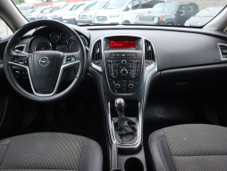 Opel Astra 2013