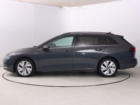 Volkswagen Golf - 2021