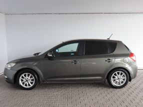 Kia Ceed - 2010