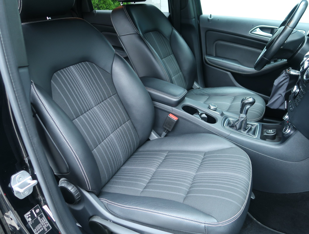 Mercedes-Benz B