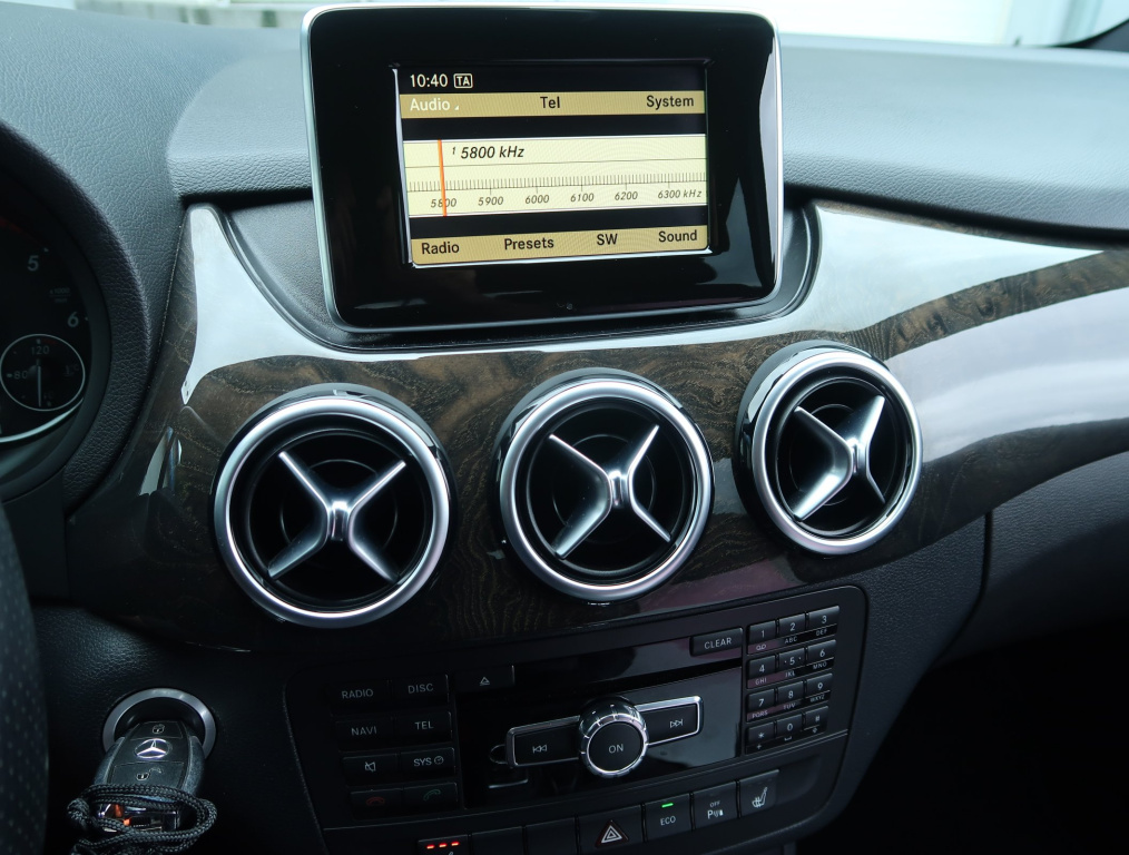 Mercedes-Benz B