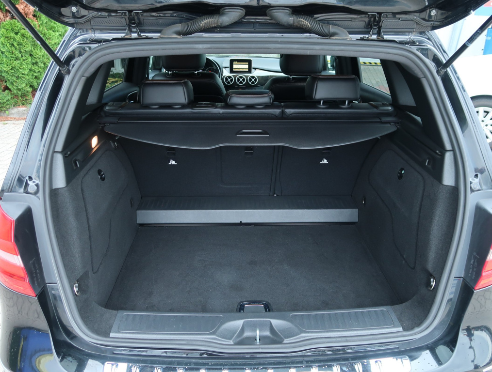 Mercedes-Benz B