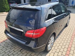 Mercedes-Benz B - 2011