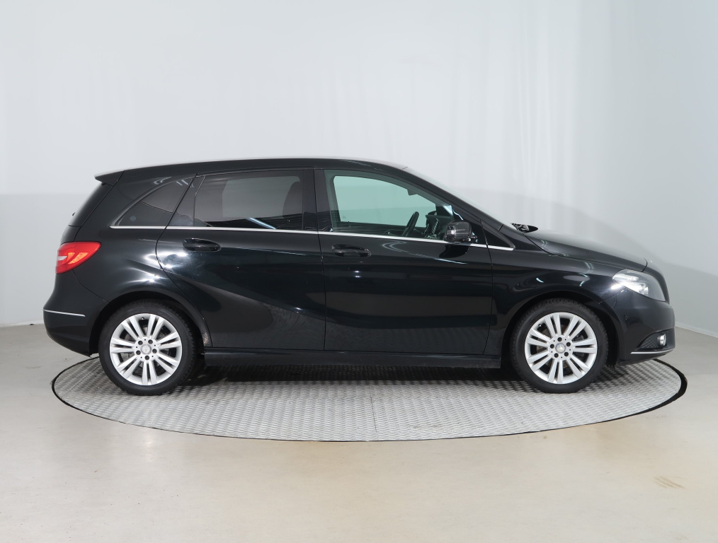 Mercedes-Benz B