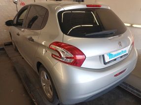 Peugeot 208 - 2014
