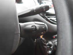 Peugeot 208 2014