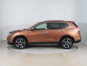 Nissan X-Trail - 2016
