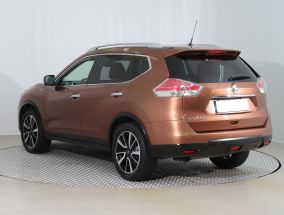 Nissan X-Trail - 2016