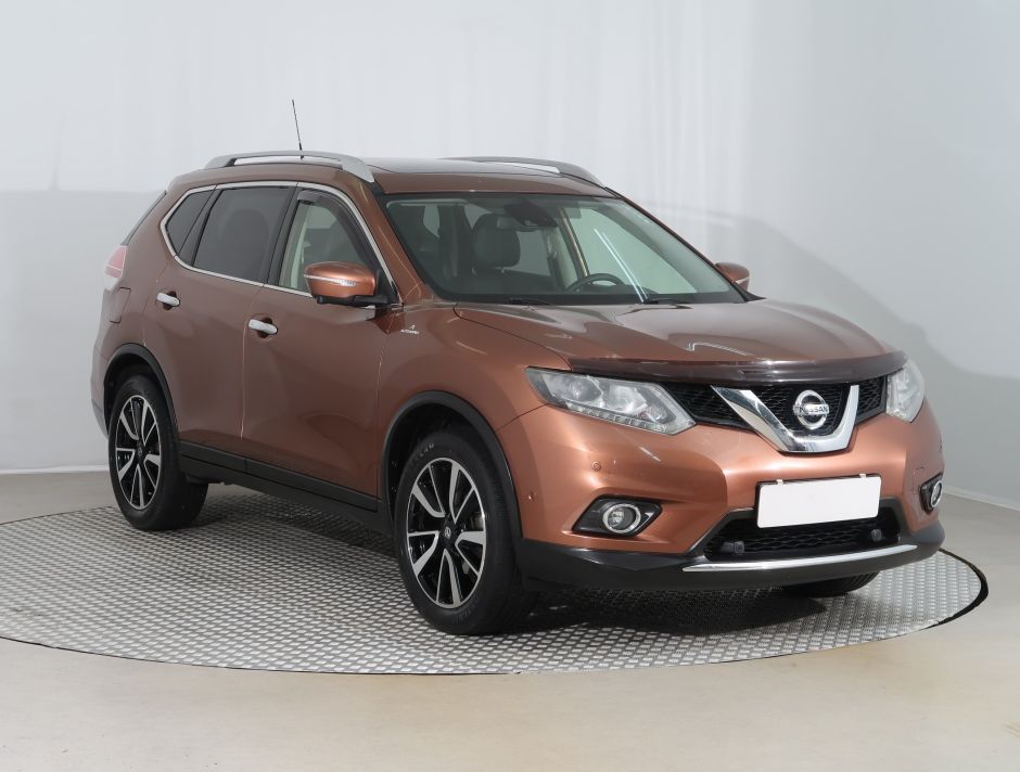 Nissan X-Trail - 2016