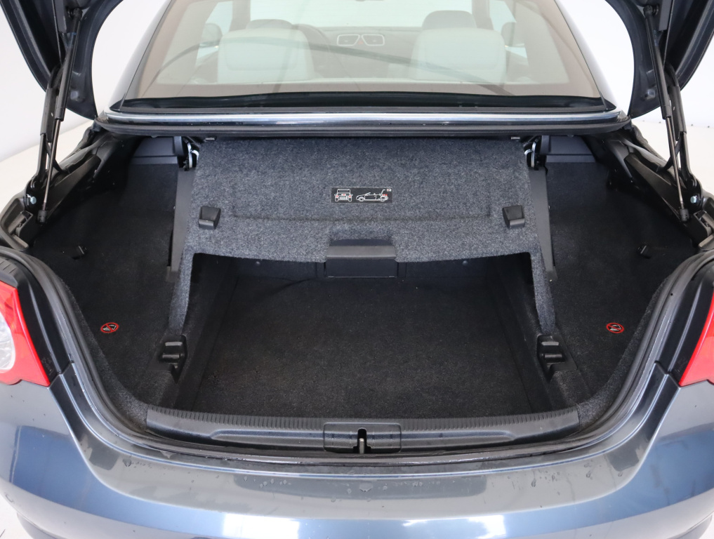 Volkswagen Eos