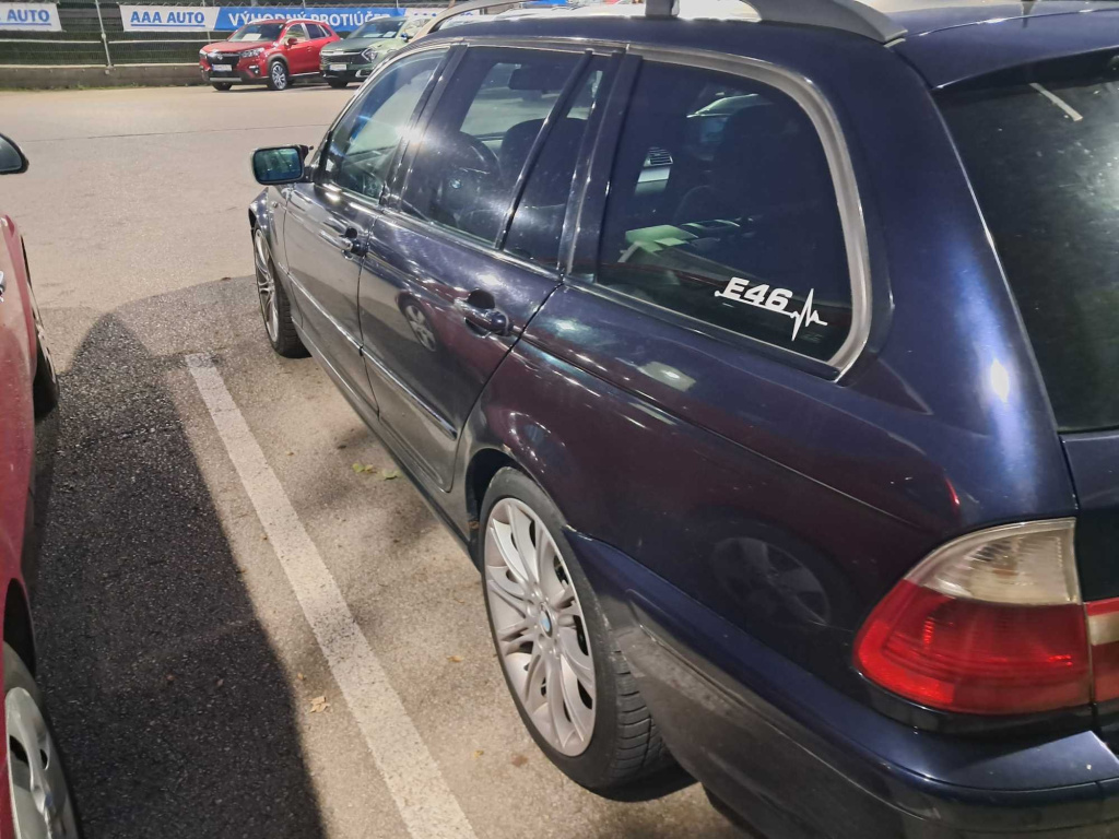 BMW 3
