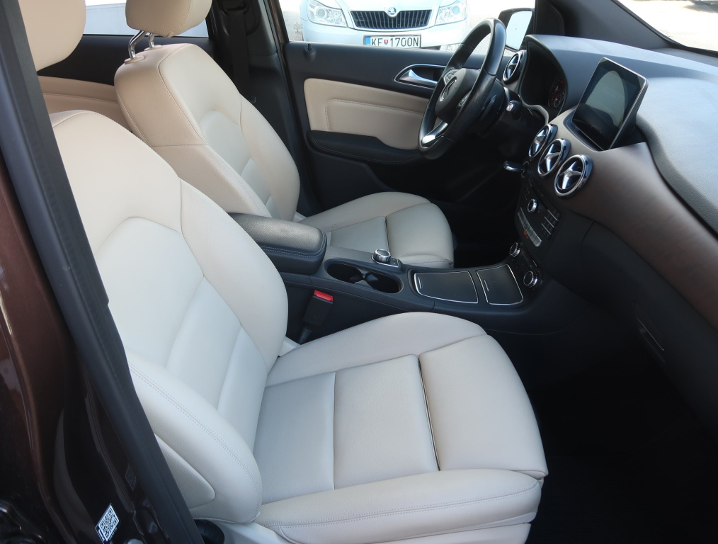 Mercedes-Benz B