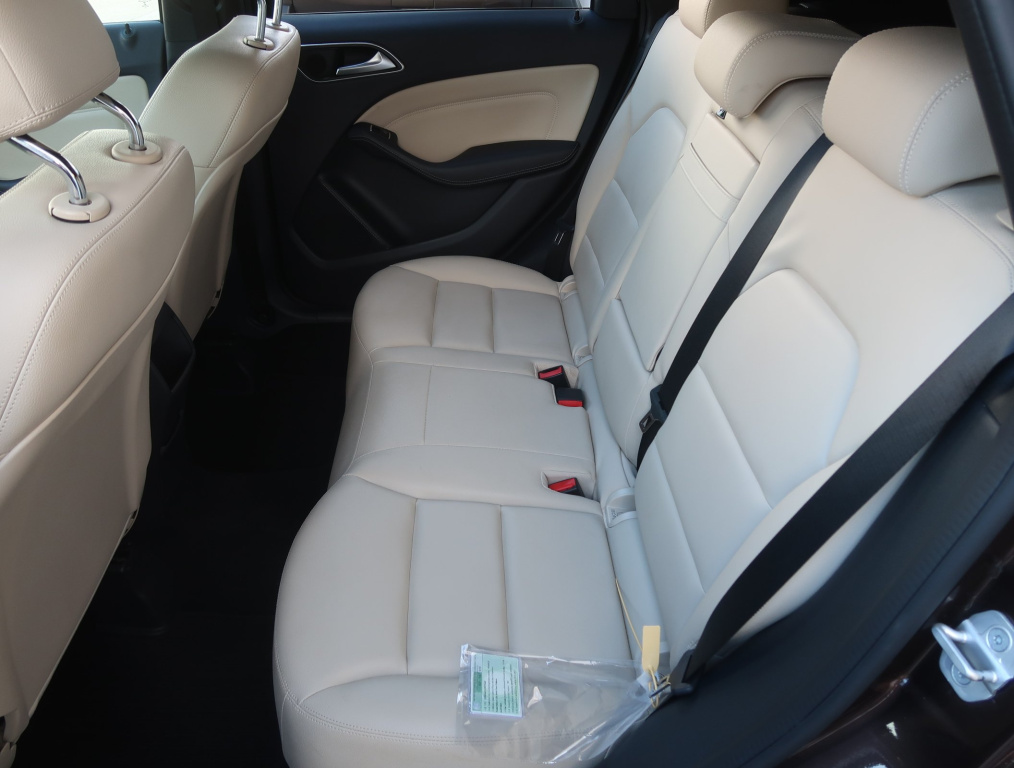Mercedes-Benz B