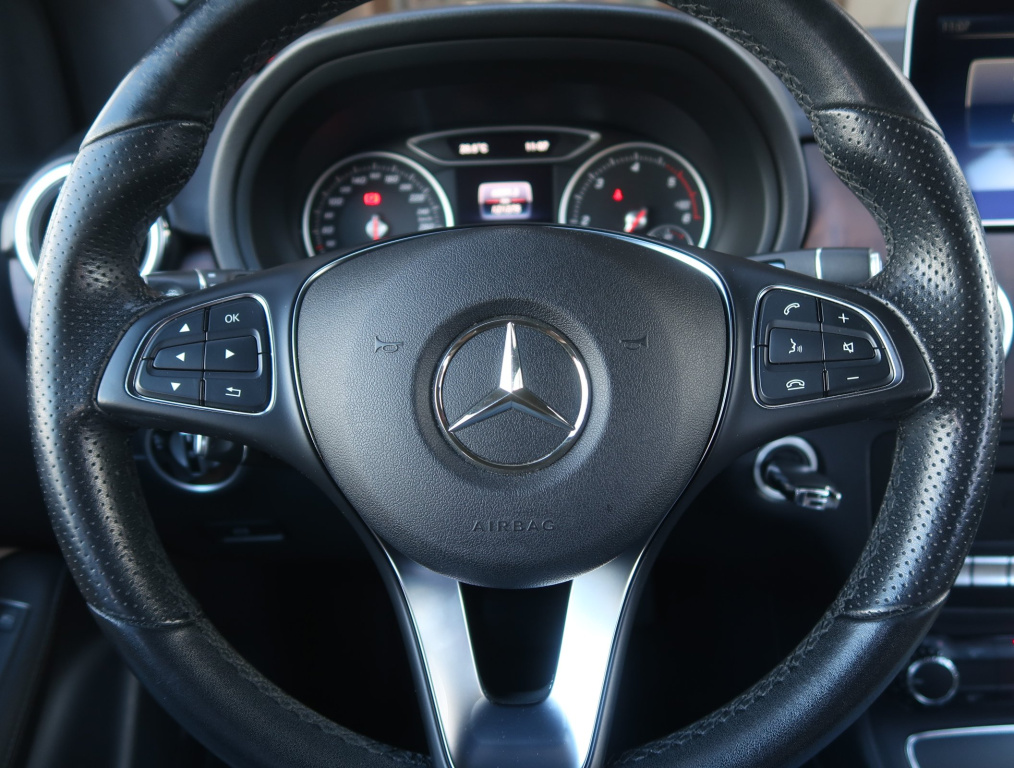 Mercedes-Benz B