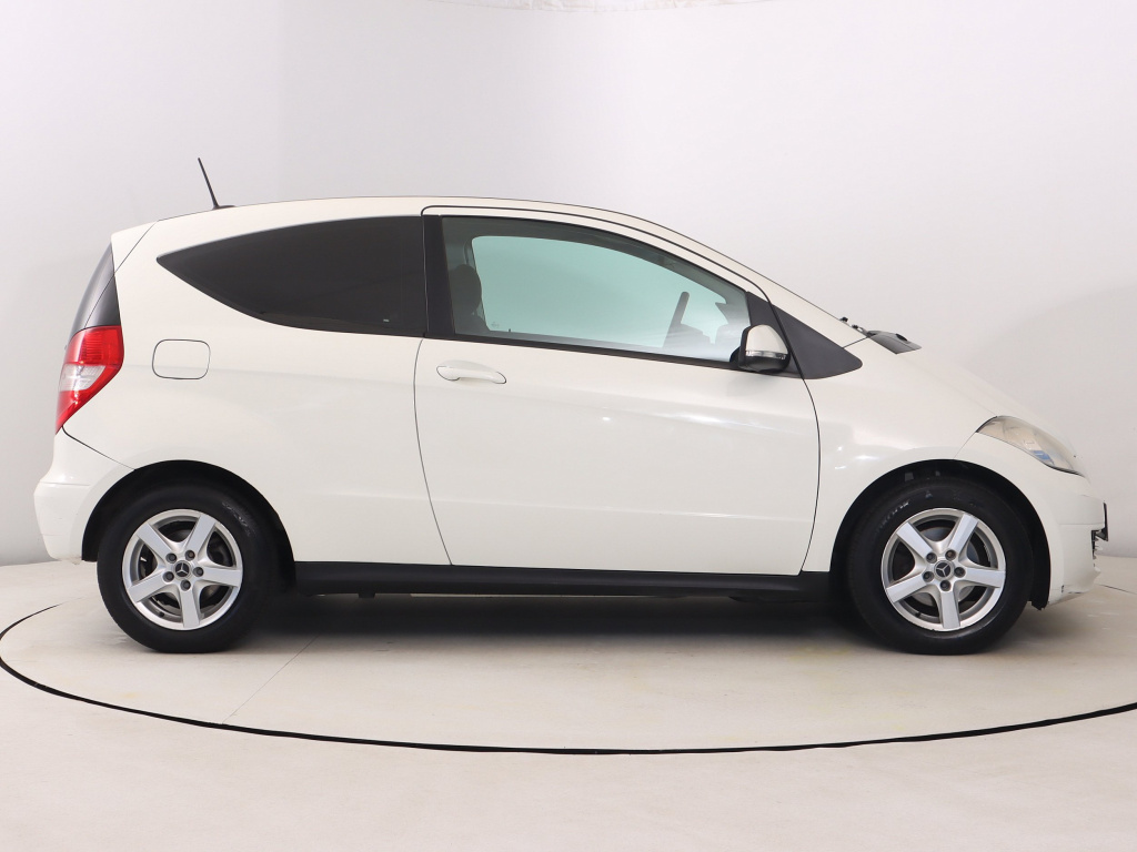 Mercedes-Benz A