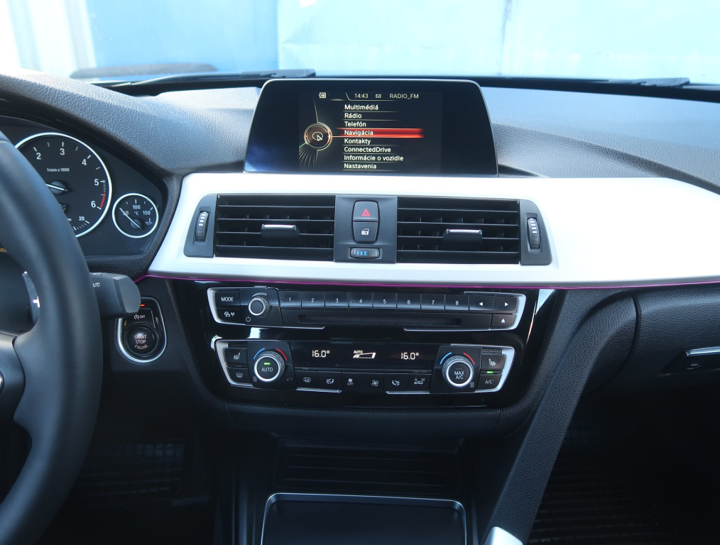 BMW 3