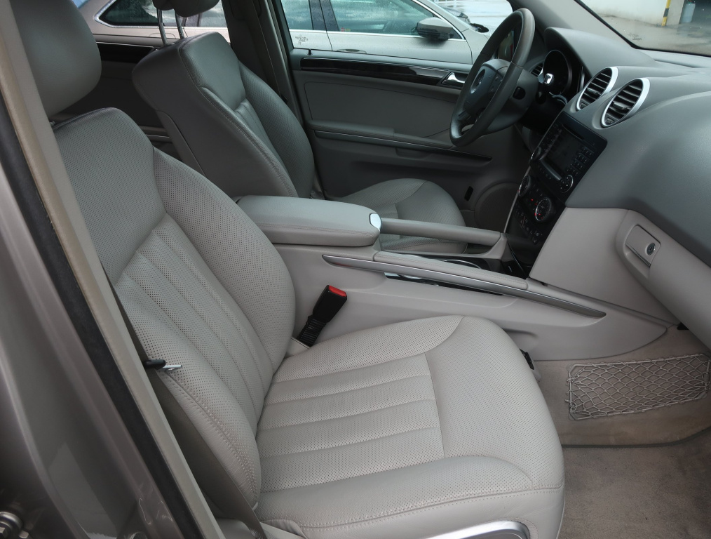 Mercedes-Benz ML