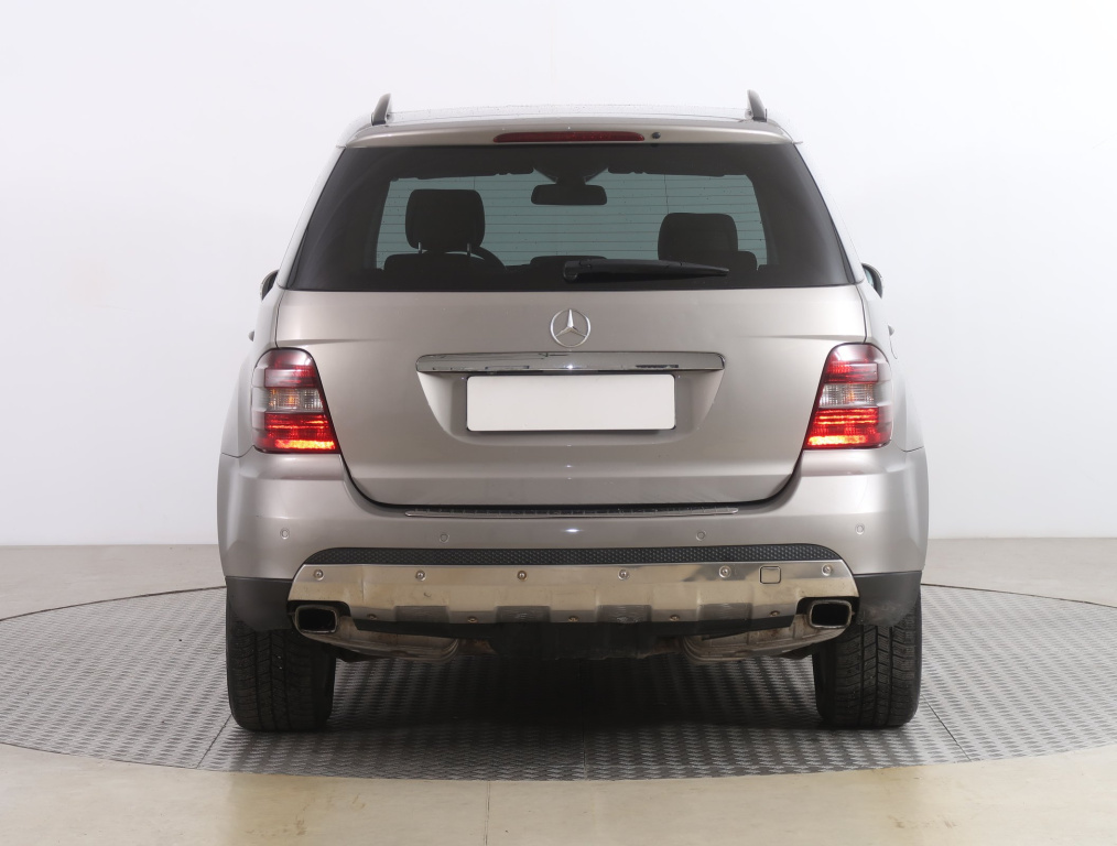 Mercedes-Benz ML