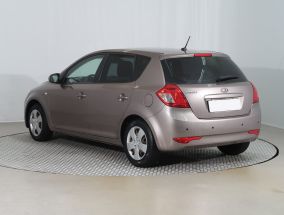 Kia Ceed - 2010