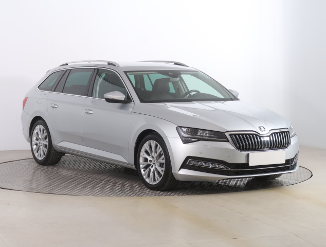Škoda Superb 2021