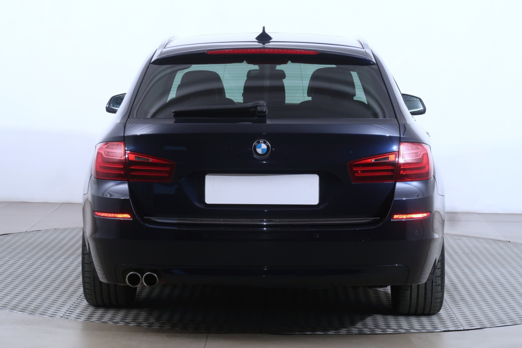 BMW 5