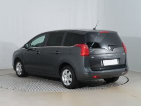 Peugeot 5008 - 2015