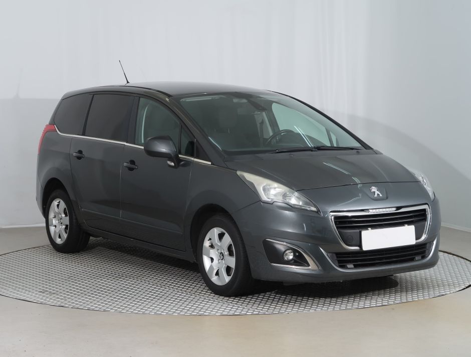 Peugeot 5008 - 2015