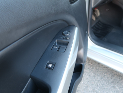 Mazda 2 2008