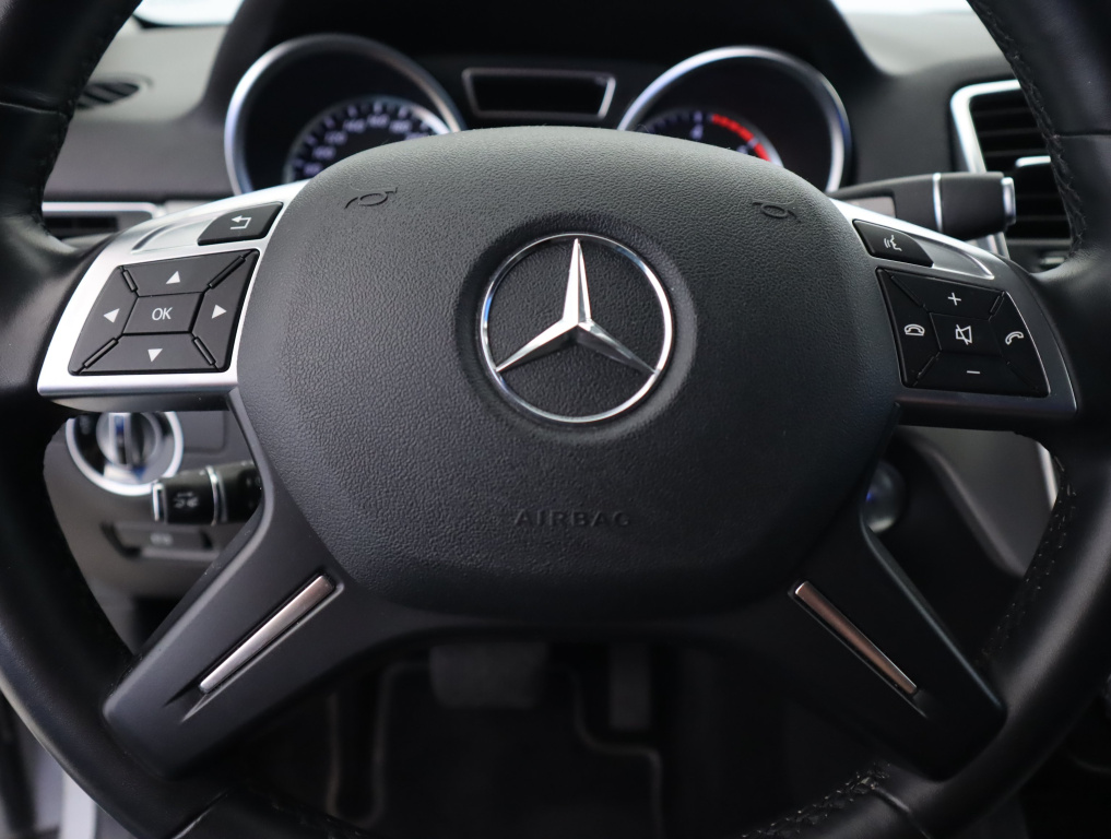Mercedes-Benz ML