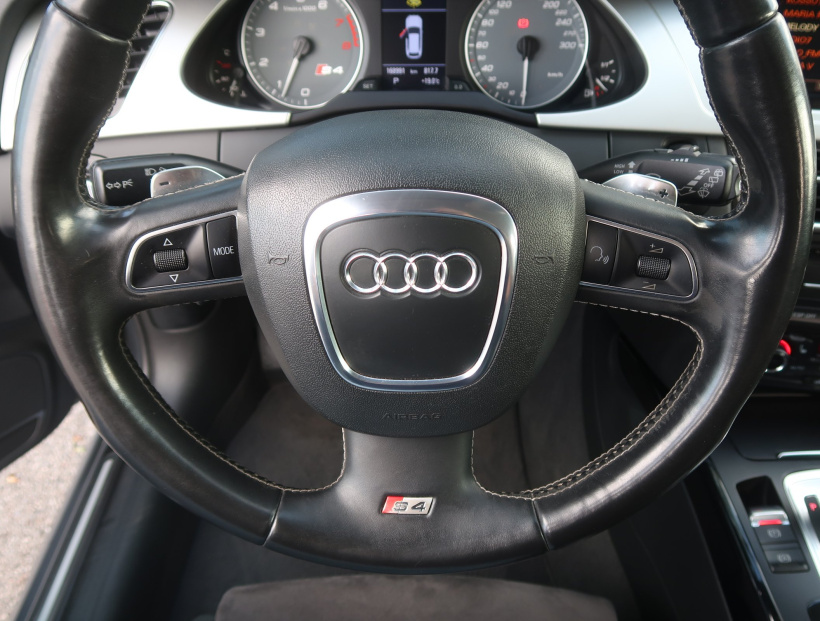Audi S4, 2009