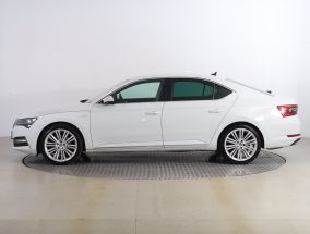 Skoda Superb - 2021