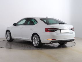 Skoda Superb - 2021