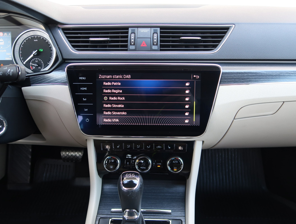 Škoda Superb