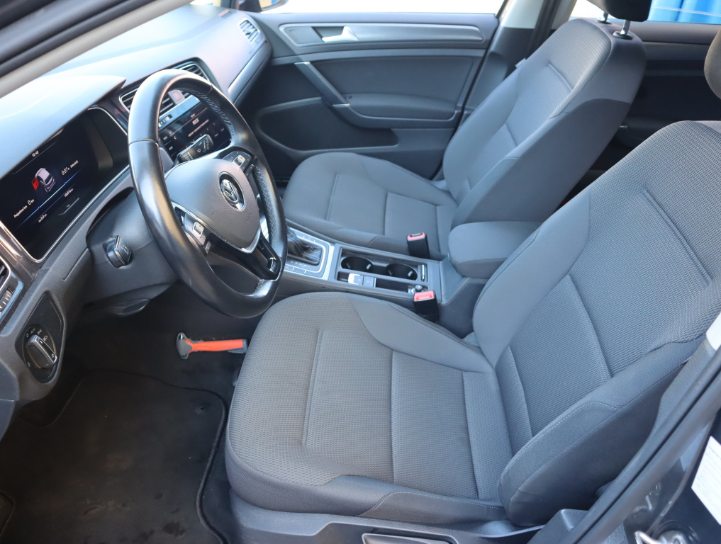 Volkswagen e-Golf