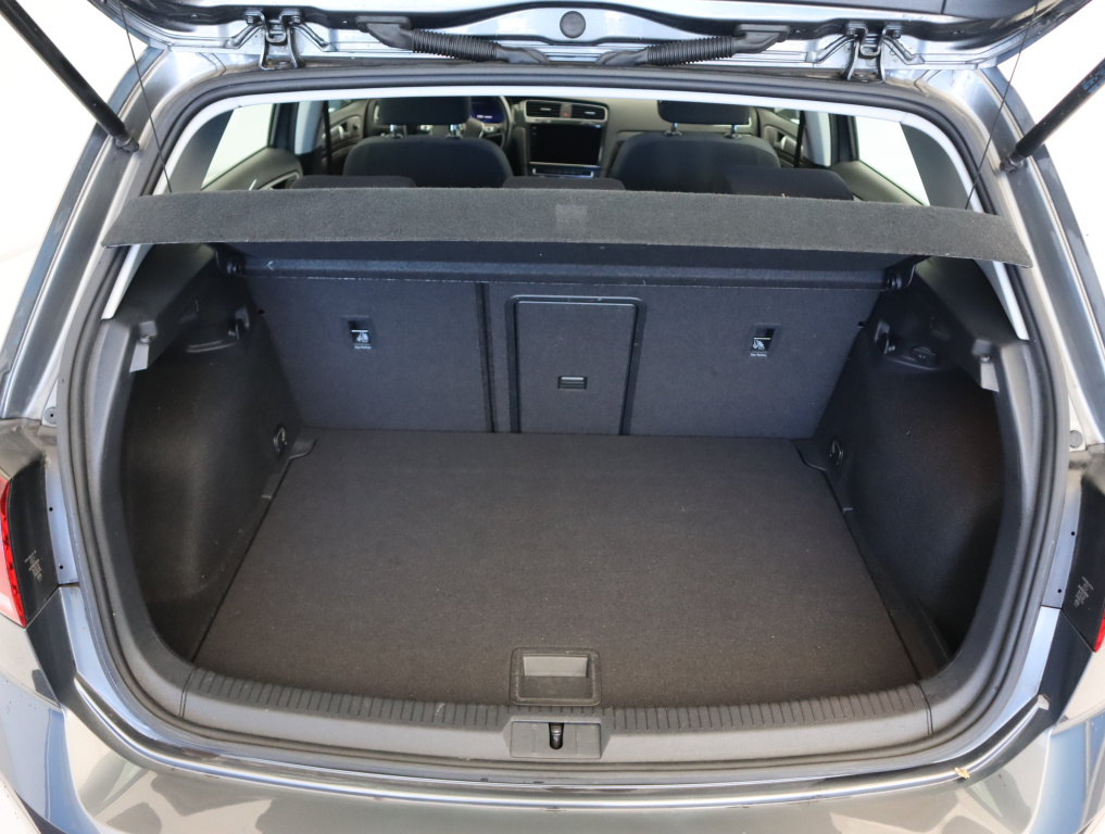 Volkswagen e-Golf