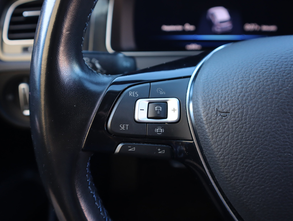 Volkswagen e-Golf