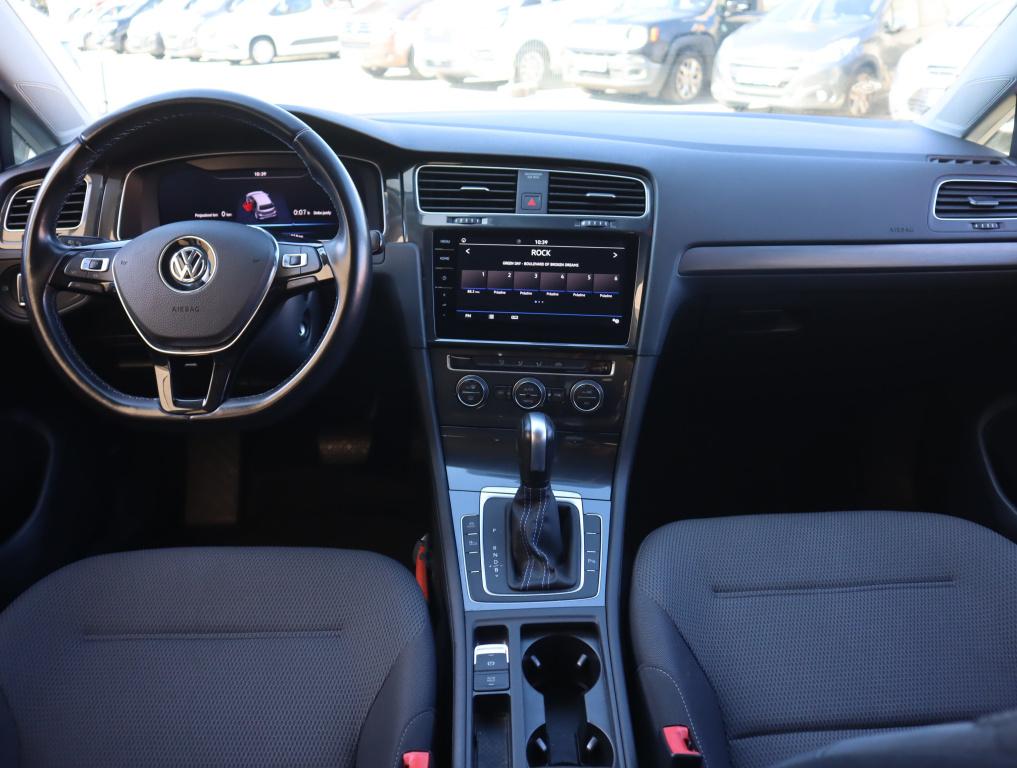 Volkswagen e-Golf
