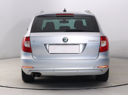 Škoda Superb 2011