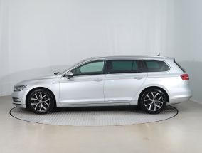 Volkswagen Passat - 2016