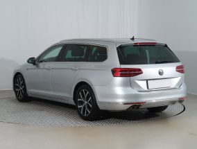 Volkswagen Passat - 2016