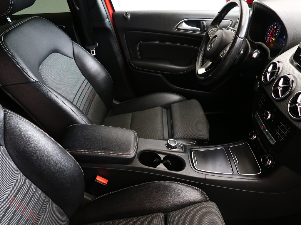 Mercedes-Benz B