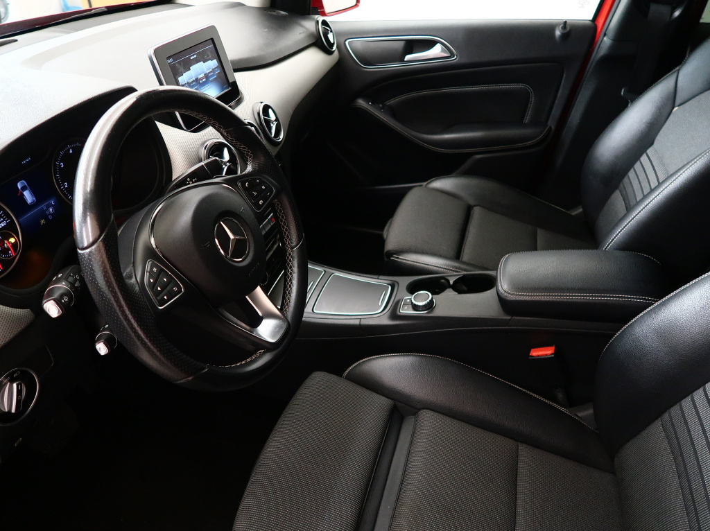 Mercedes-Benz B