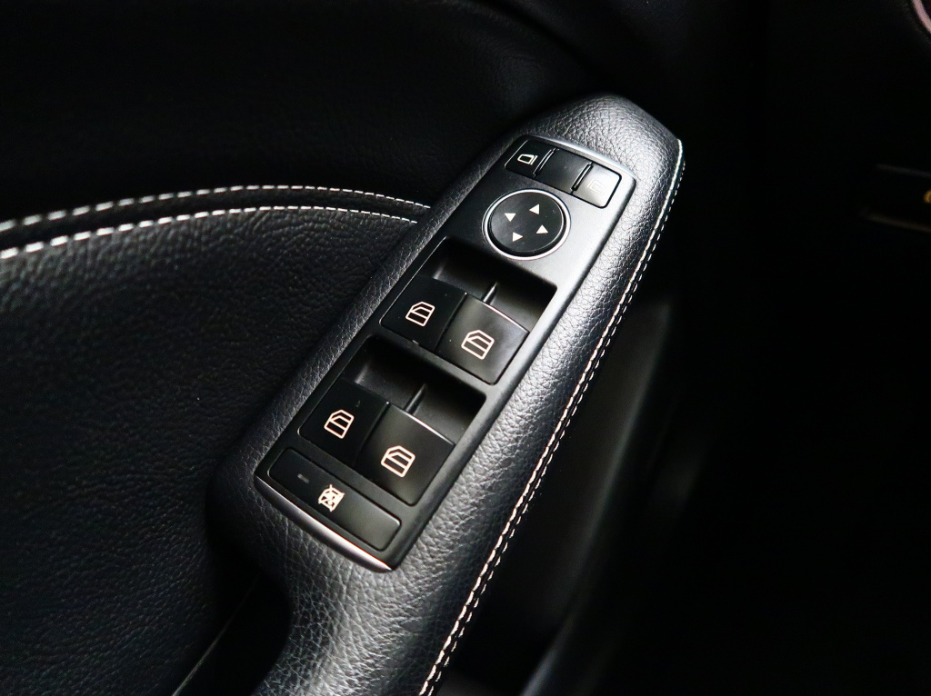 Mercedes-Benz B