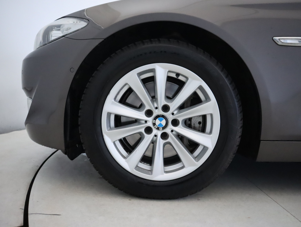 BMW 5