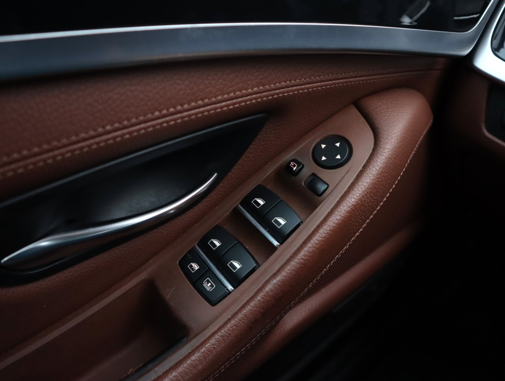BMW 5