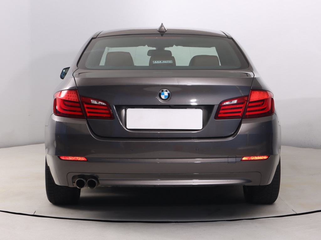 BMW 5