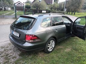 Volkswagen Golf - 2011