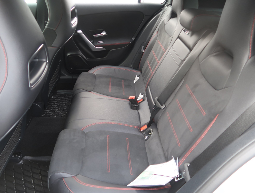 Mercedes-Benz A