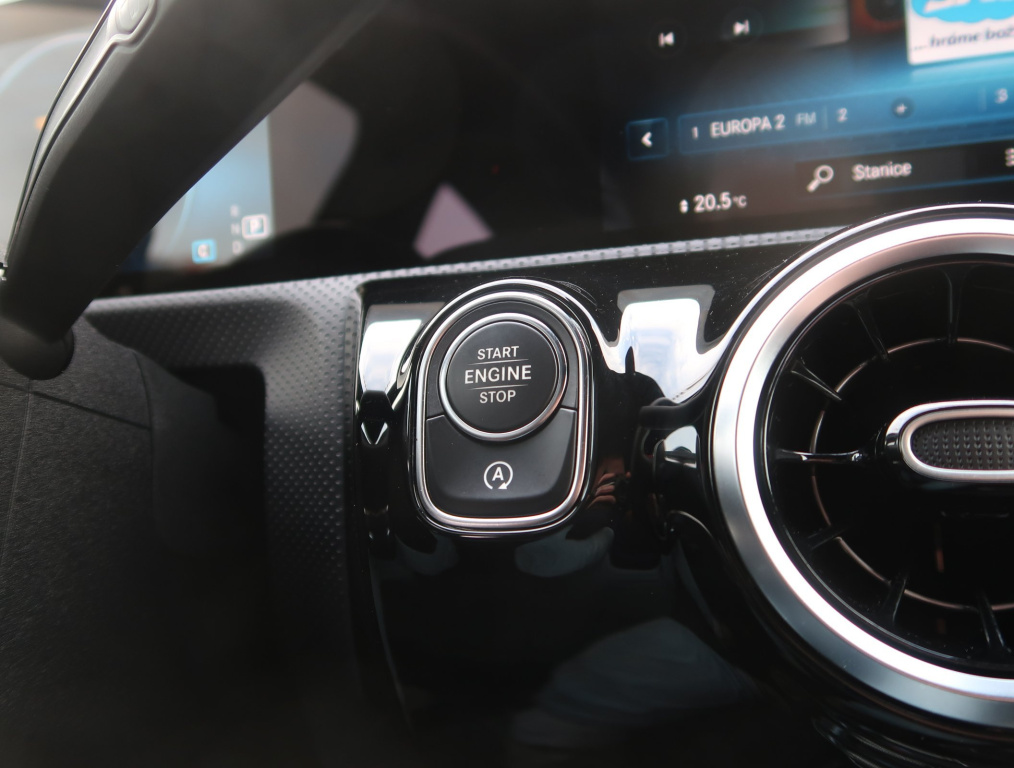 Mercedes-Benz A