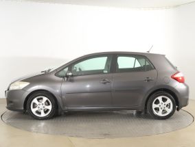 Toyota Auris - 2011